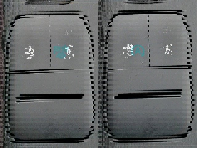 Certified 2020 Ford Escape SEL image 8