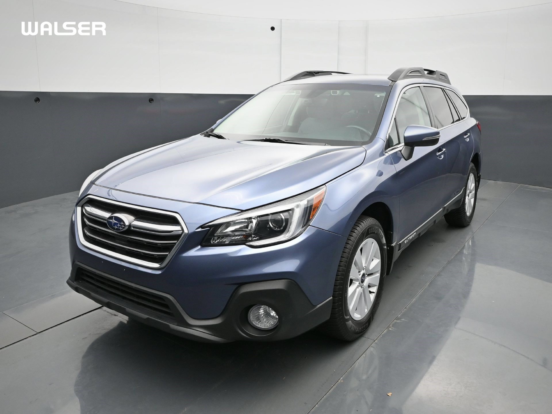 Used 2018 Subaru Outback 2.5i Premium AWD/4WD image 1