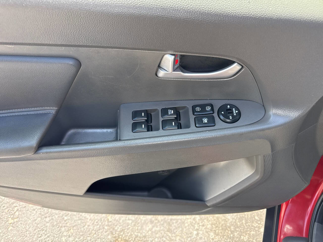 Used 2013 Kia Sportage LX image 22