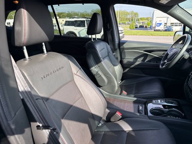 Used 2022 Honda Pilot Black Edition image 13