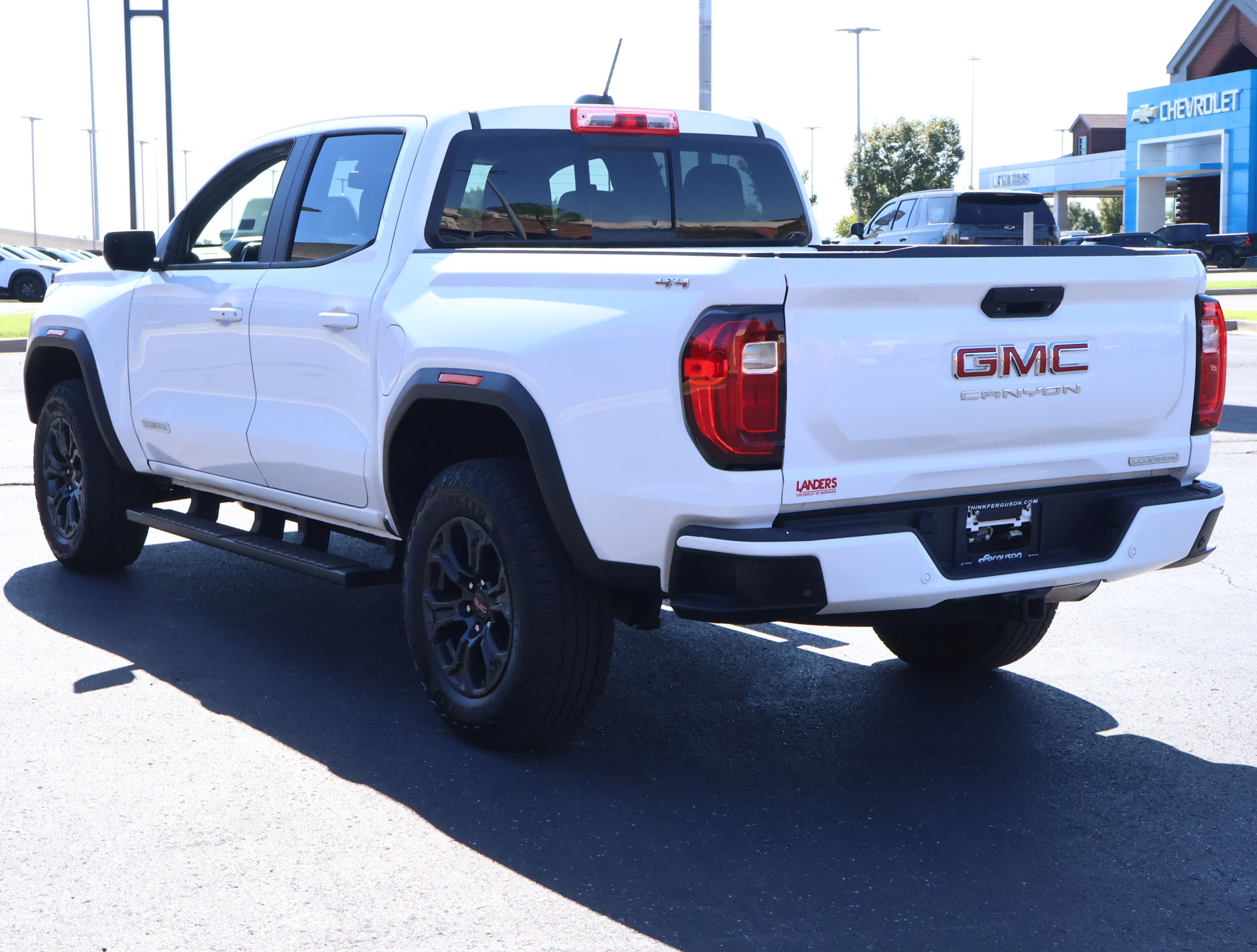 Used 2024 GMC Canyon Elevation w/ Elevation Premium Package AWD/4WD image 7