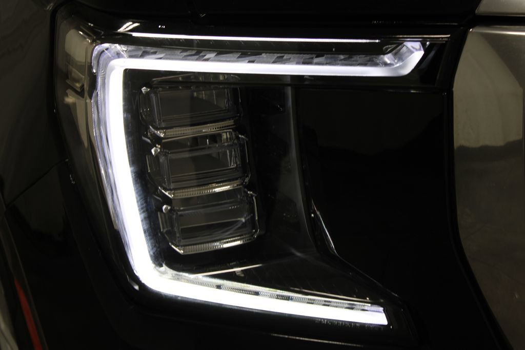 Used 2023 GMC Yukon Denali w/ Max Trailering Package image 12