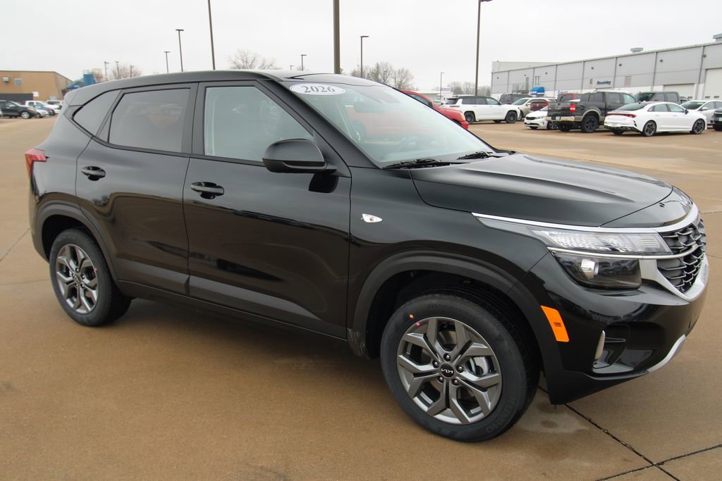 New 2026 Kia Seltos LX image 3