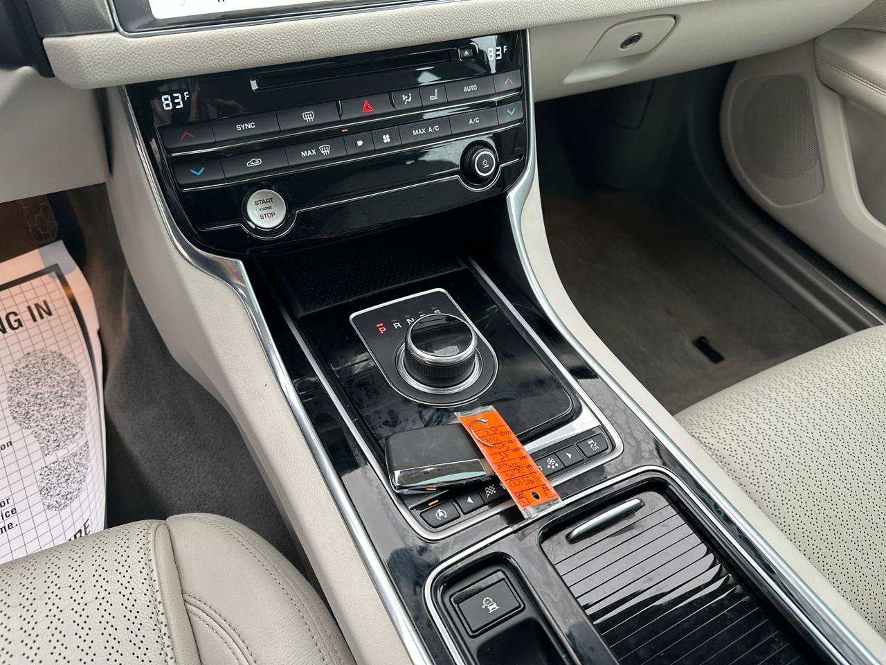 Used 2017 Jaguar XF Prestige image 14