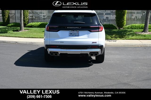 Used 2024 GMC Acadia Denali w/ Super Cruise Package image 5
