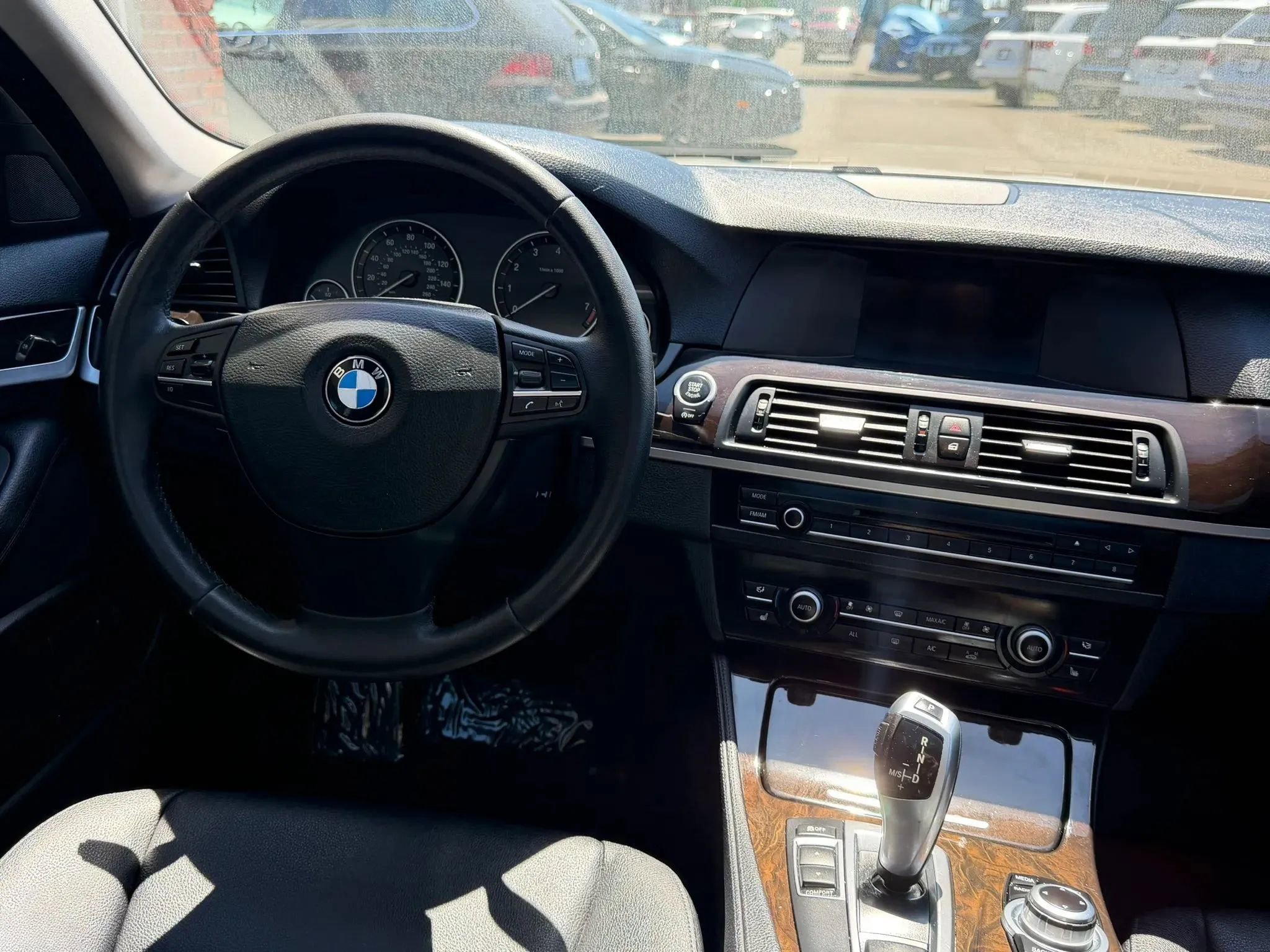 Used 2013 BMW 528i xDrive Sedan AWD/4WD image 14