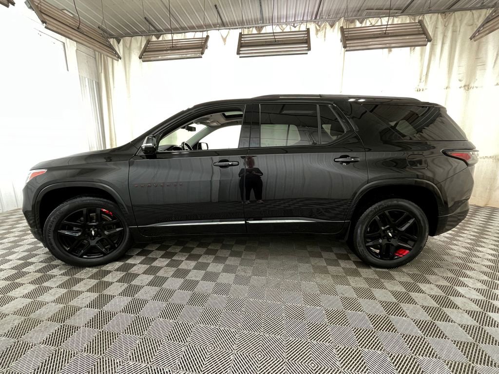 Certified 2020 Chevrolet Traverse Premier w/ Redline Edition AWD/4WD image 20