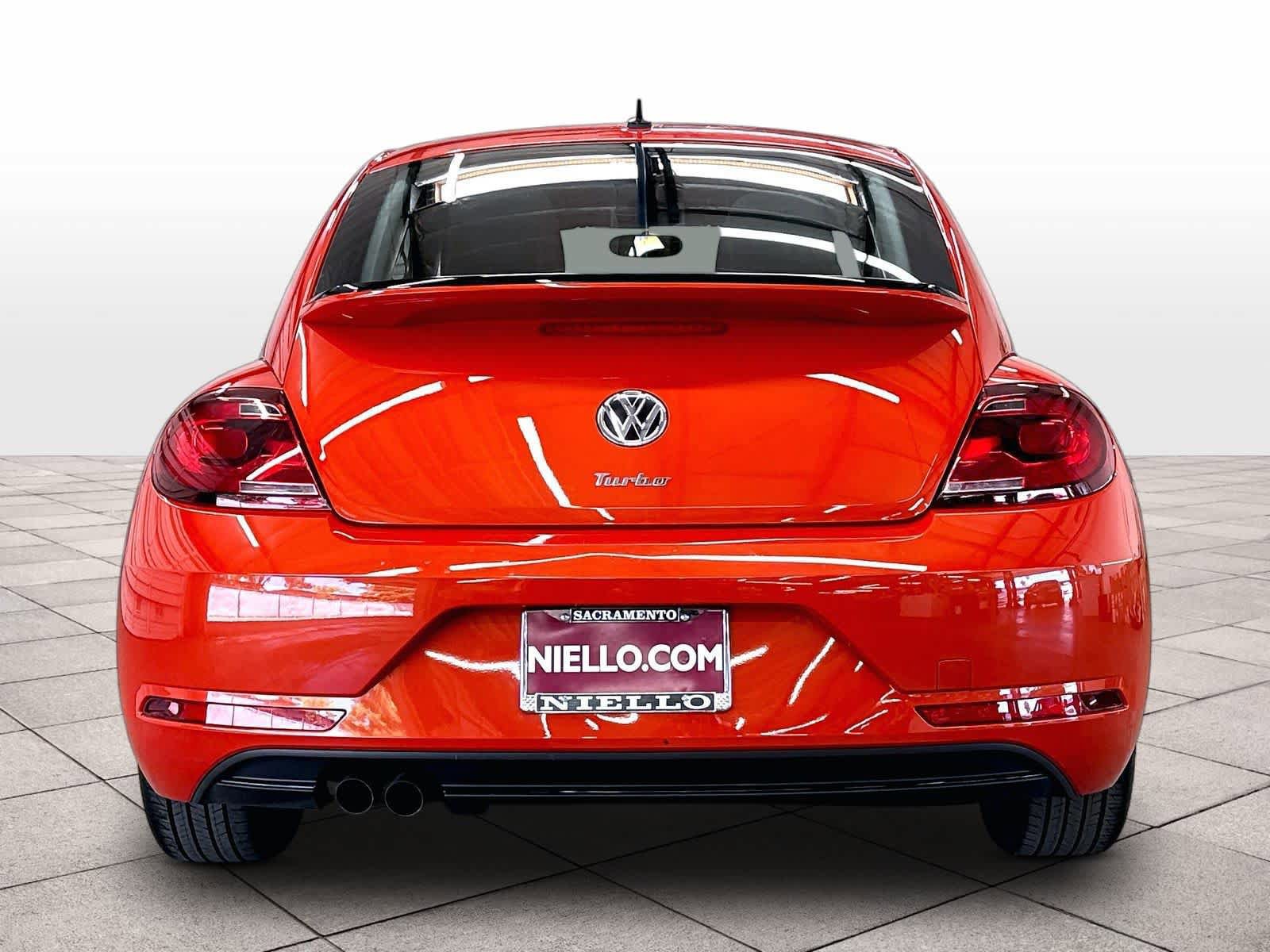 Used 2019 Volkswagen Beetle 2.0T S FWD image 2
