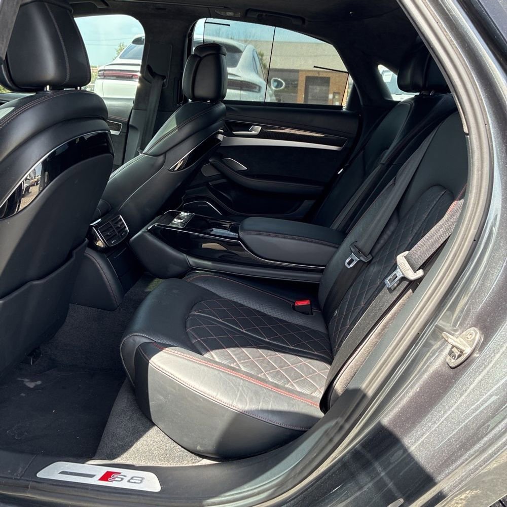Used 2017 Audi S8 Plus w/ Dynamic Package image 17