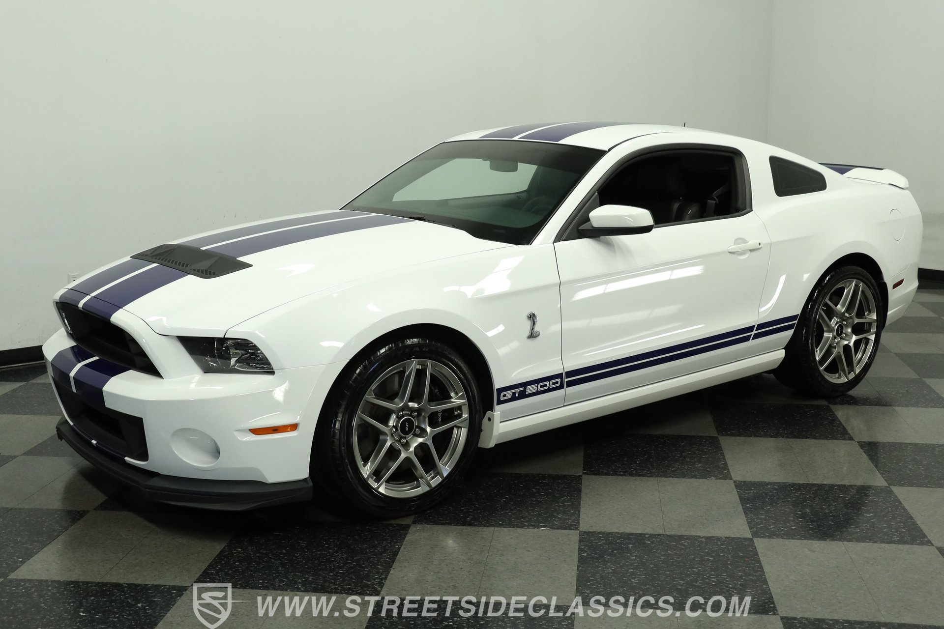 Used 2014 Ford Mustang Shelby GT500 RWD image 6