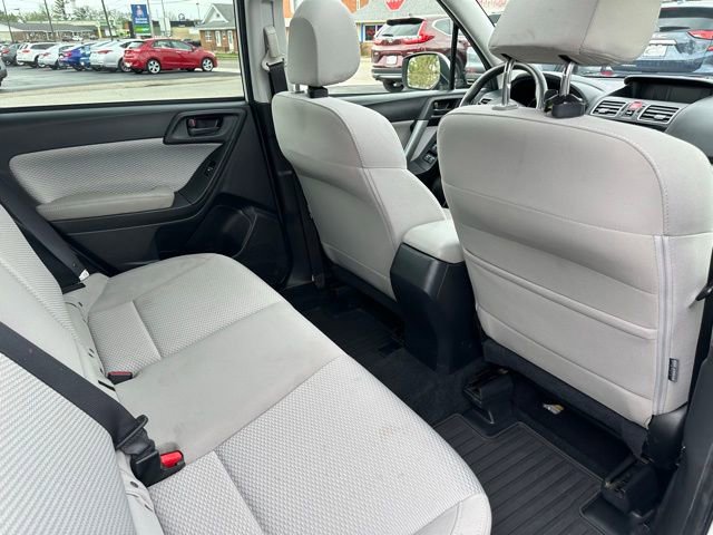 Used 2017 Subaru Forester 2.5i Premium image 23