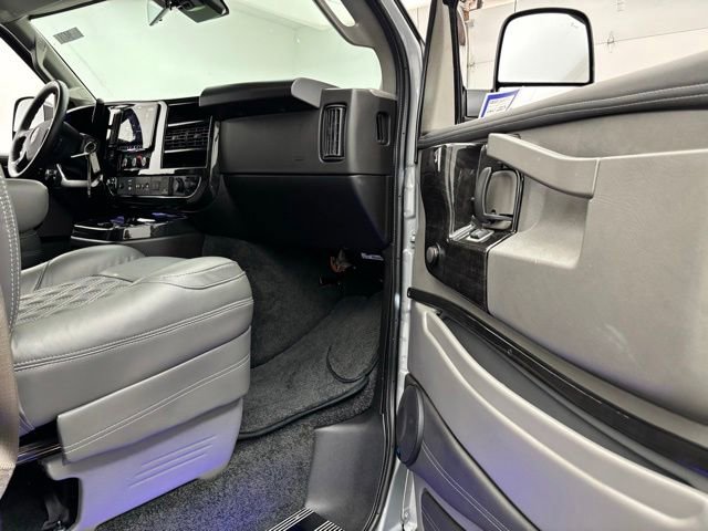 New 2026 GMC Savana 2500 RWD image 23