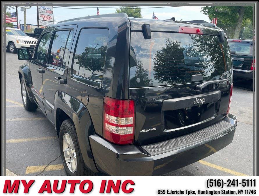 Used 2011 Jeep Liberty Sport image 6