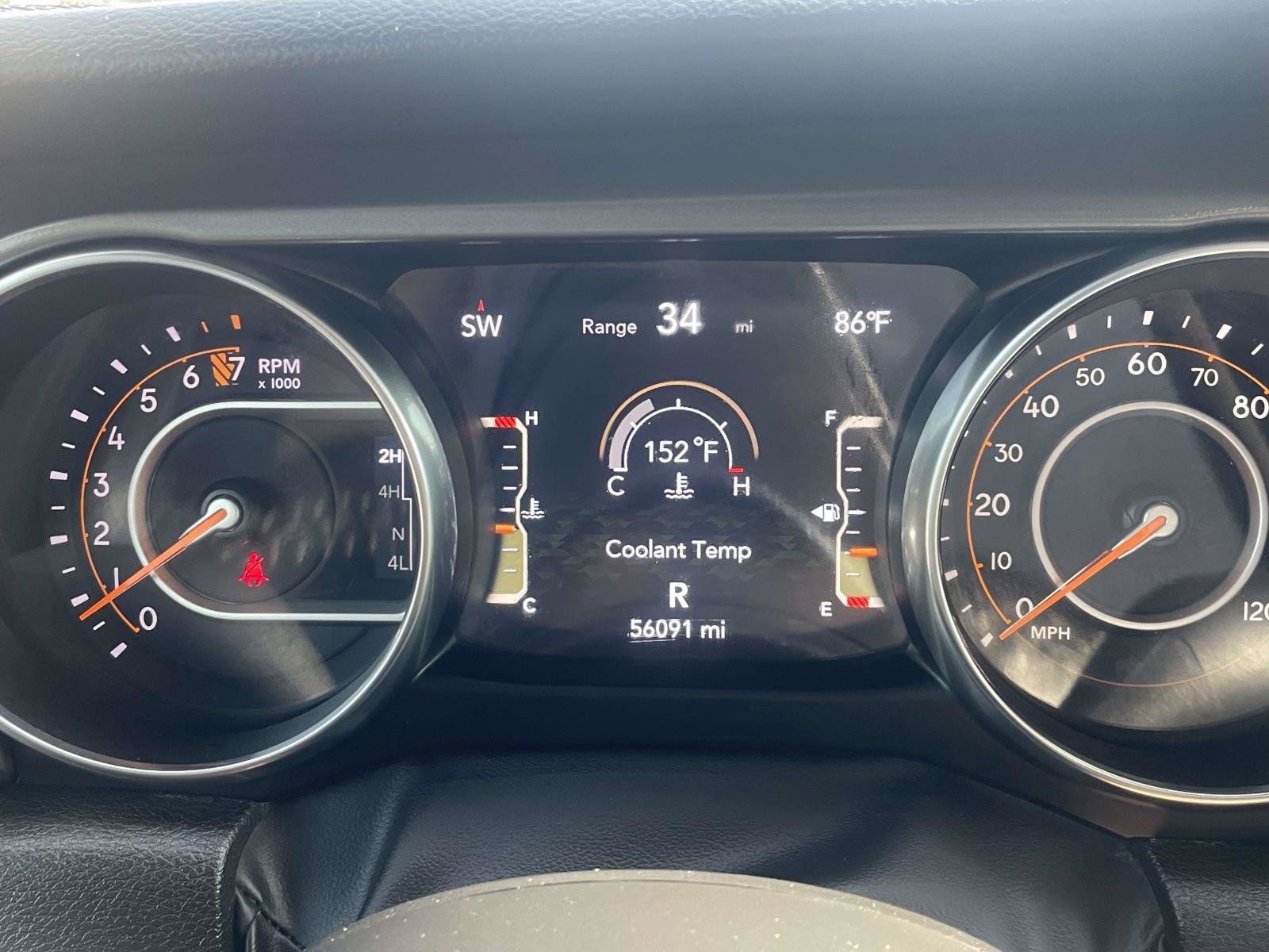 Used 2022 Jeep Gladiator Overland AWD/4WD image 34