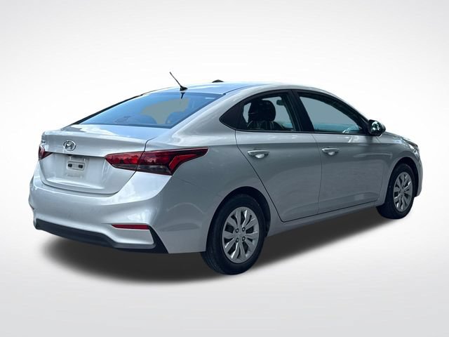 Used 2022 Hyundai Accent SE FWD image 6
