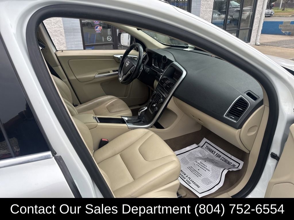 Used 2015 Volvo XC60 T6 image 17