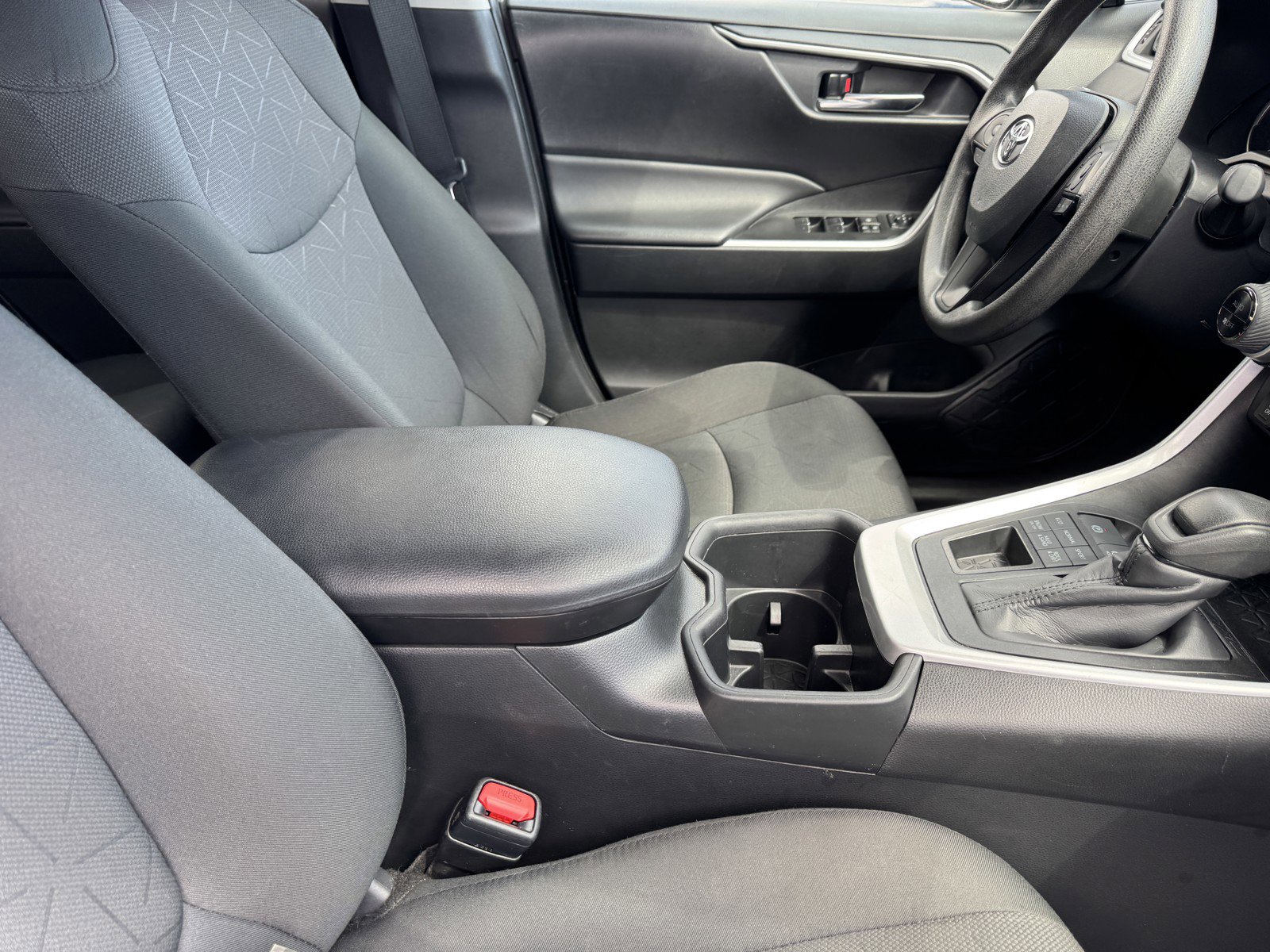 Used 2024 Toyota RAV4 XLE image 8