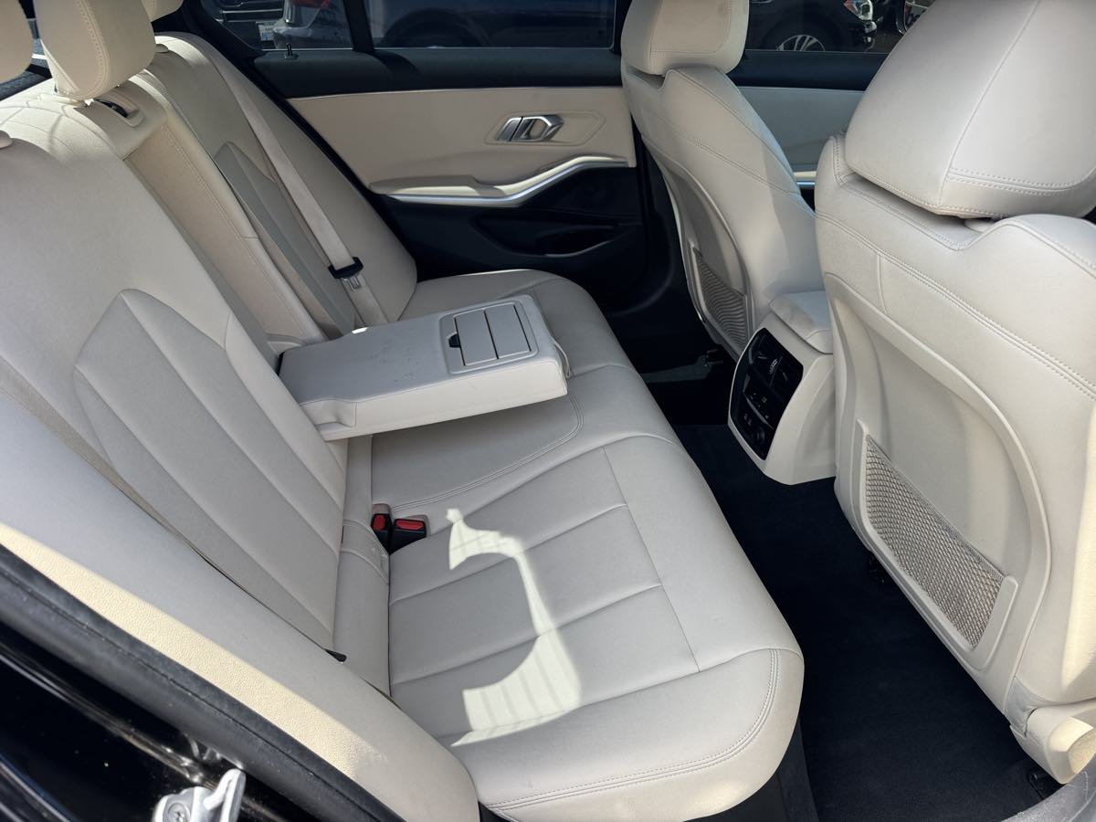 Used 2020 BMW 330i Sedan w/ Premium Package RWD image 16