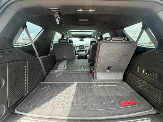 Used 2023 Chevrolet Tahoe Premier w/ Advanced Technology Package AWD/4WD image 45