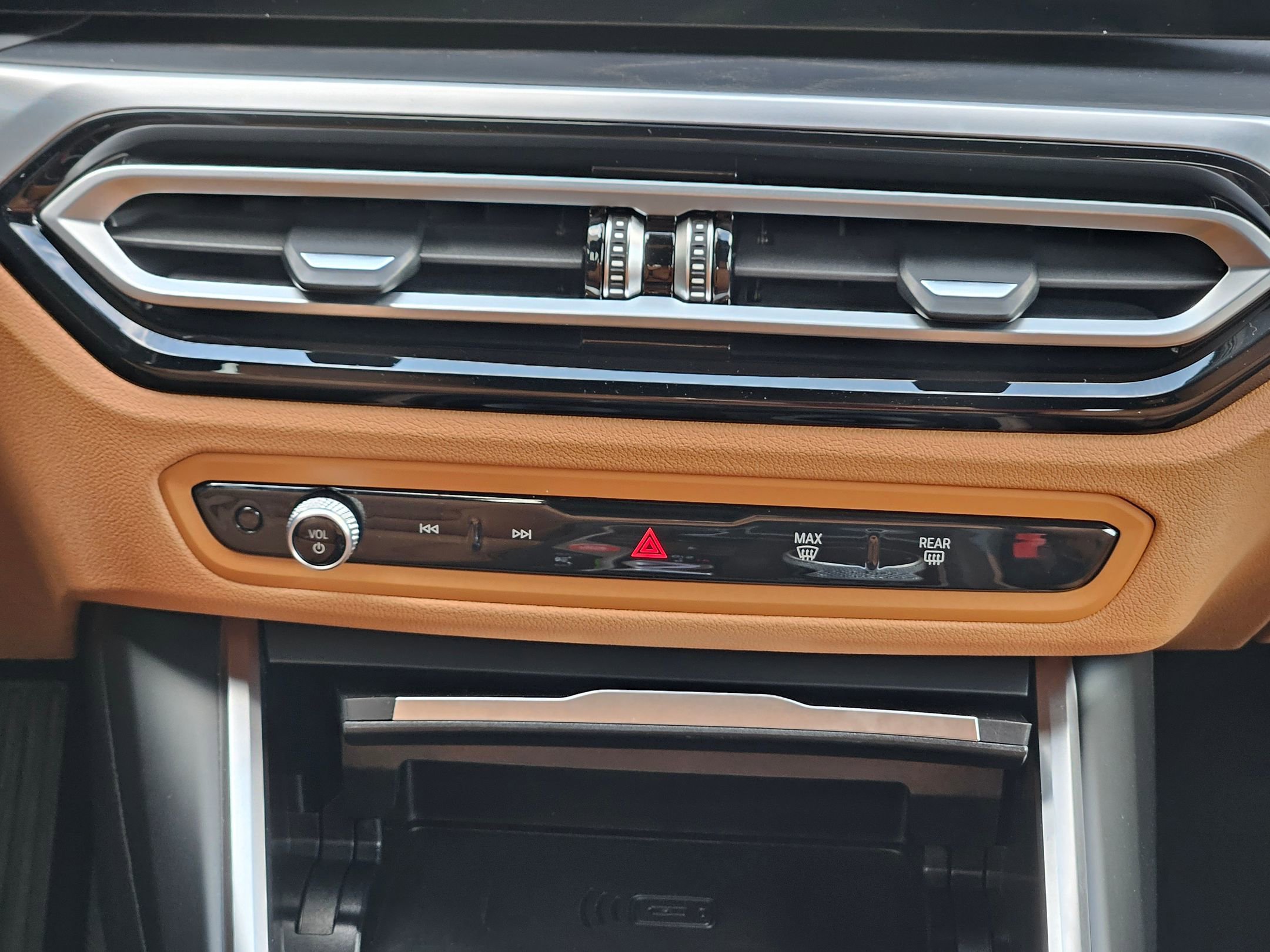 Used 2023 BMW 330i xDrive Sedan image 14