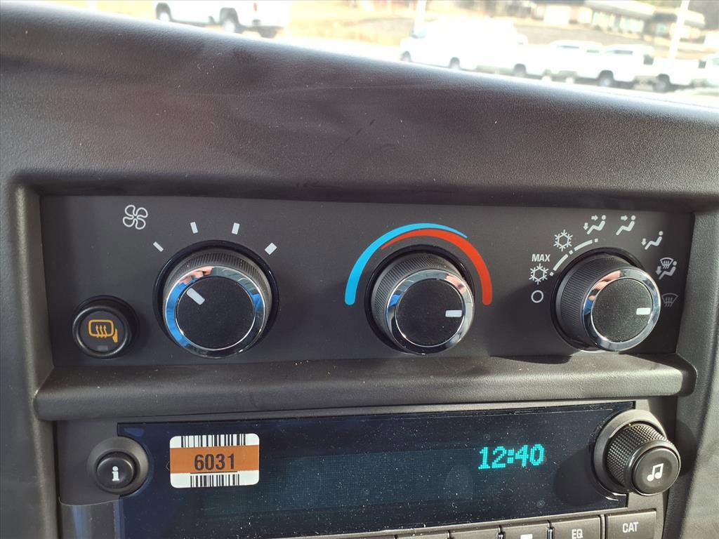 New 2025 GMC Savana 2500 w/ Driver Convenience Package RWD image 4