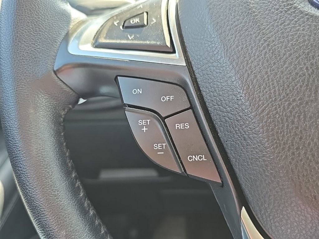 Used 2023 Ford Edge SEL AWD/4WD image 21