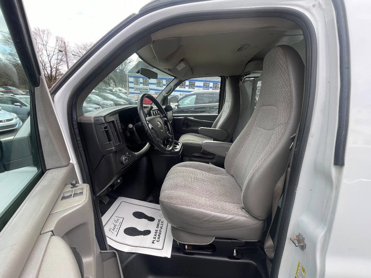 Used 2014 GMC Savana 1500 AWD image 11