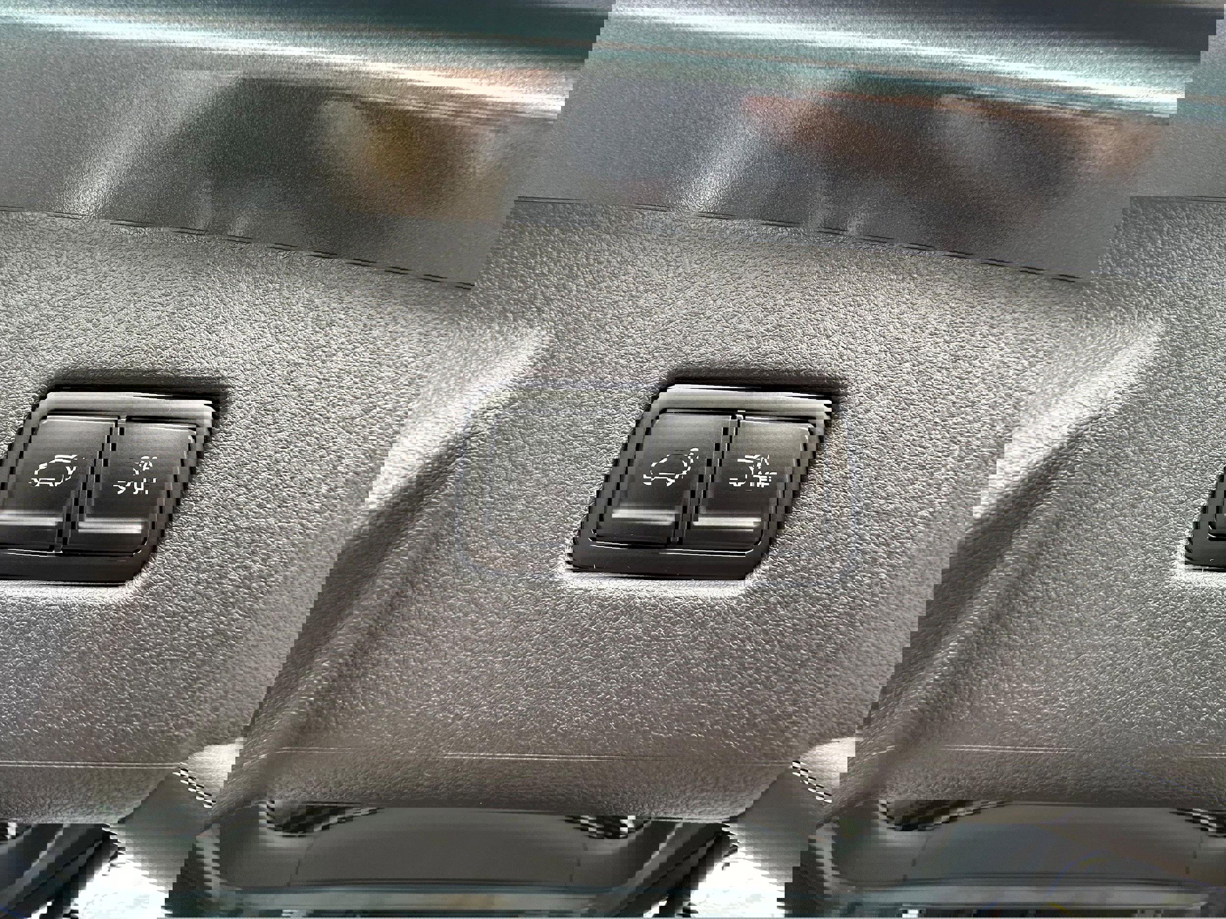 New 2026 Kia Carnival SX w/ SX Dark Edition Package image 14