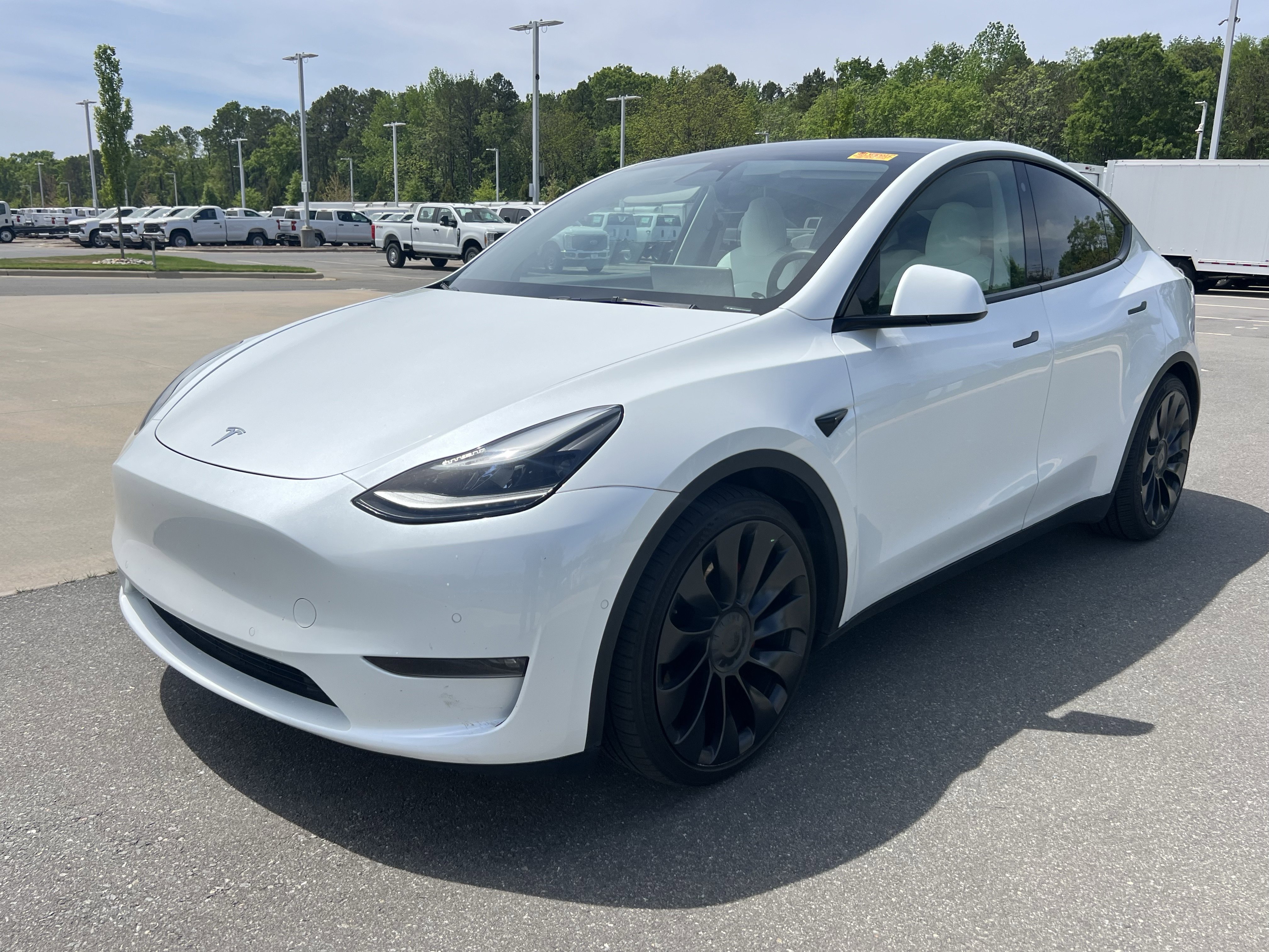 Used 2022 Tesla Model Y Performance image 5