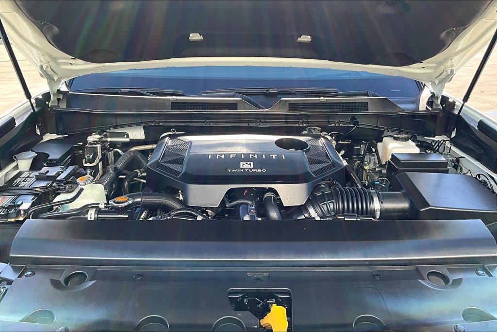 Used 2026 INFINITI QX80 4WD w/ Sport Exterior Package image 11