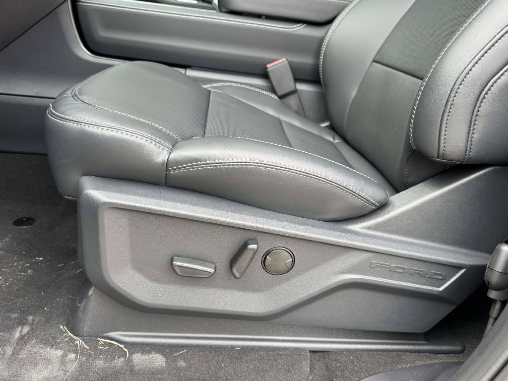 New 2027 Ford Expedition Max Platinum w/ Stealth Appearance Package AWD/4WD image 19