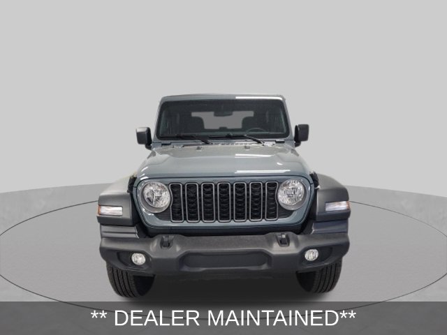 Used 2026 Jeep Wrangler Sport AWD/4WD image 2