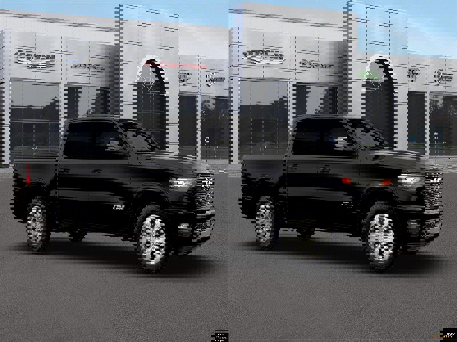 New 2026 RAM 1500 4x4 Crew Cab image 9