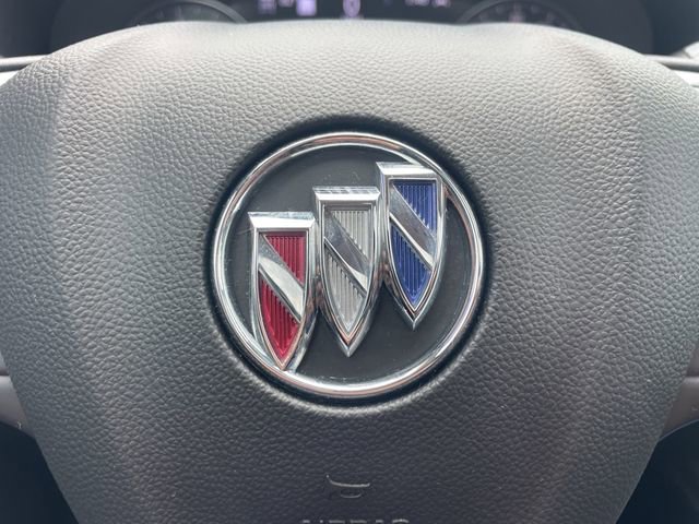 Used 2021 Buick Envision Avenir w/ Technology Package II image 33