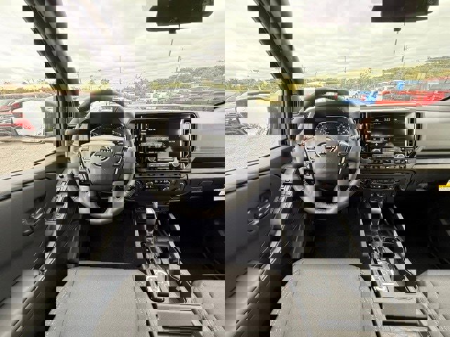 New 2026 Nissan Frontier SV w/ SV Convenience Package image 21