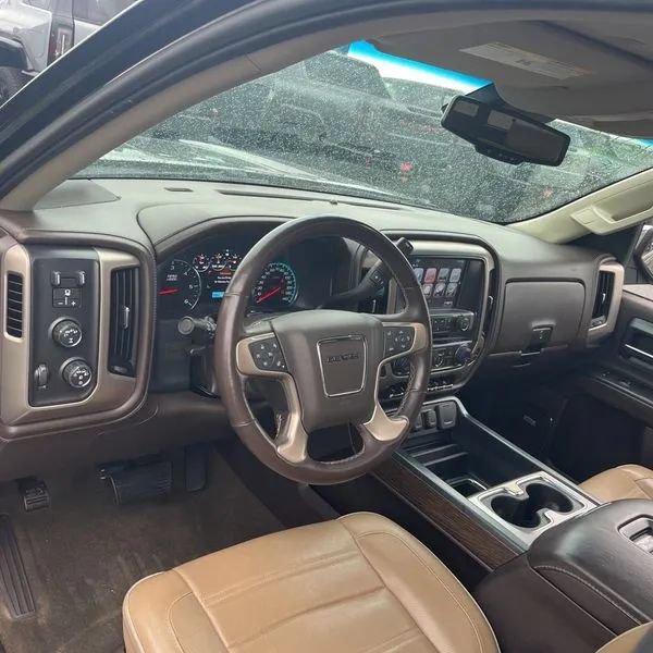 Used 2017 GMC Sierra 1500 Denali w/ Denali Ultimate Package AWD/4WD image 27