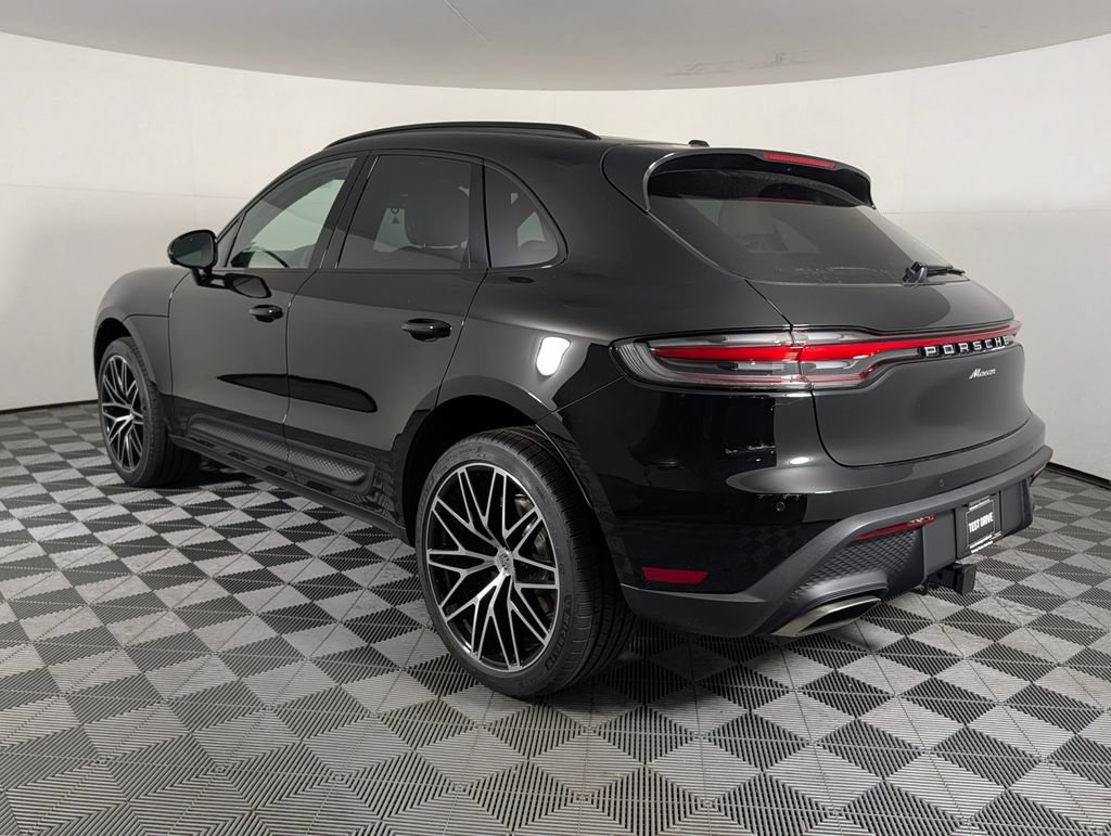 New 2026 Porsche Macan AWD/4WD image 3