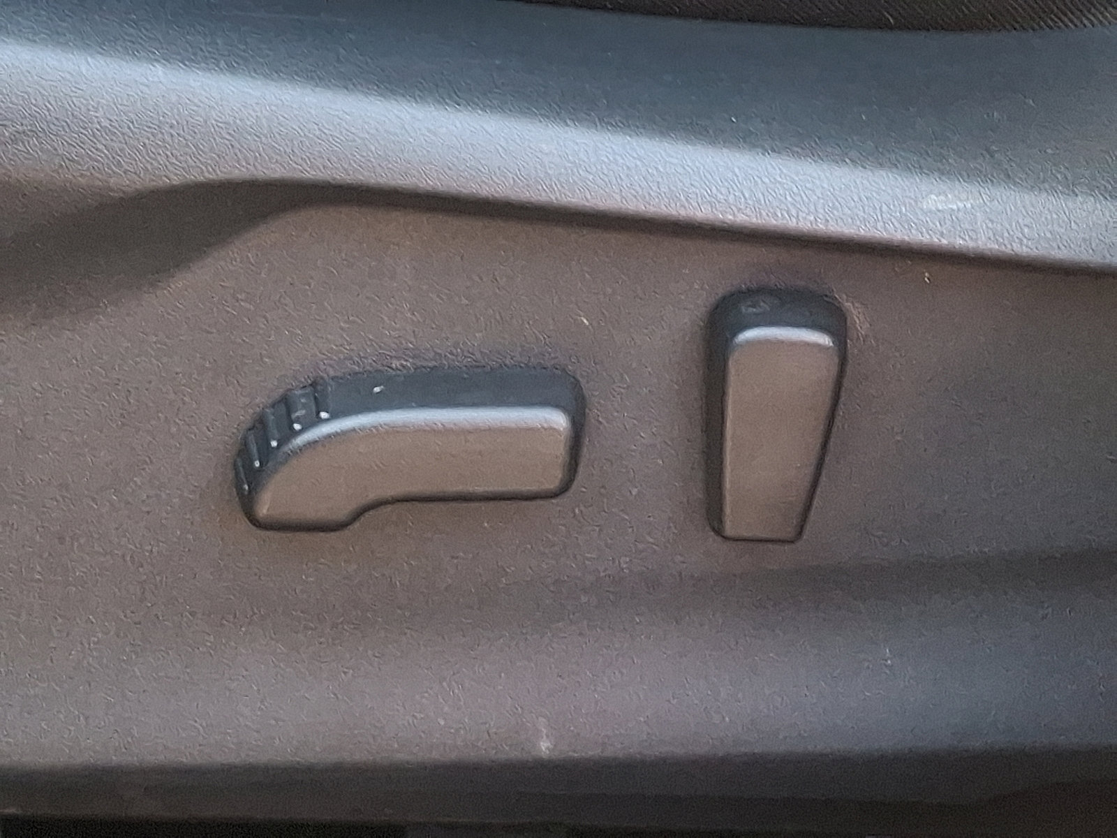 Certified 2023 Subaru Ascent Premium w/ Convenience Package image 27