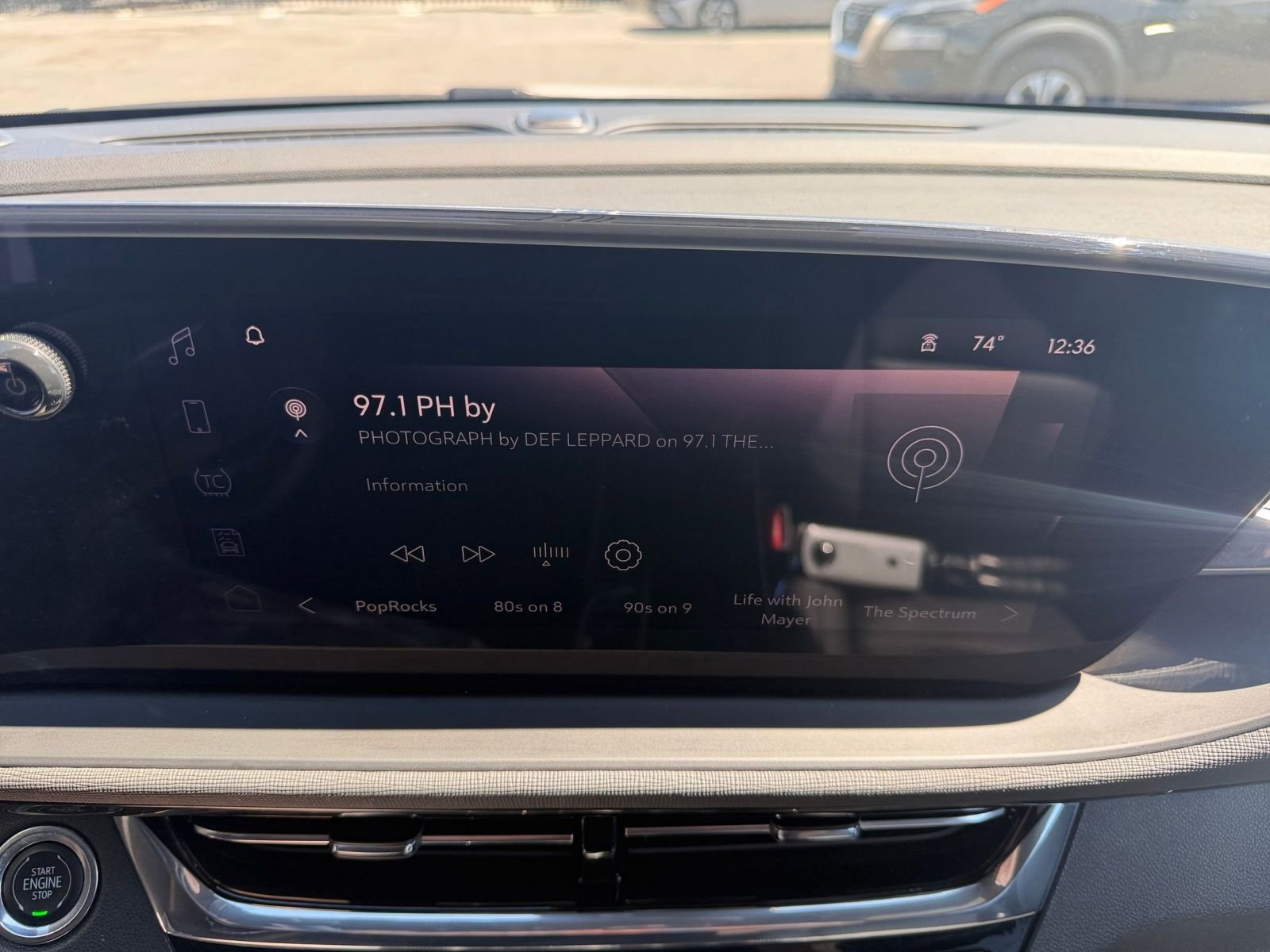 Used 2025 Buick Envista Sport Touring image 20