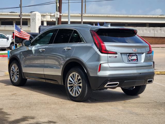 Used 2025 Cadillac XT4 Premium Luxury FWD image 5