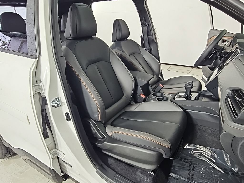 Used 2025 Subaru Forester Sport image 19