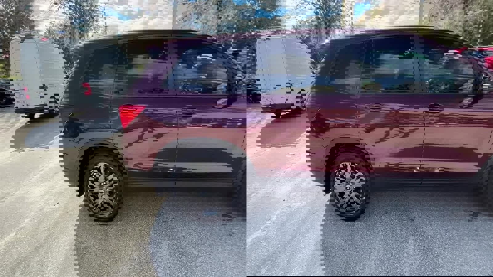 Used 2021 Honda Passport EX-L image 2