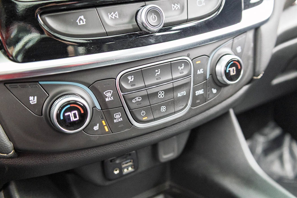 Used 2023 Chevrolet Traverse Premier w/ Redline Edition AWD/4WD image 34