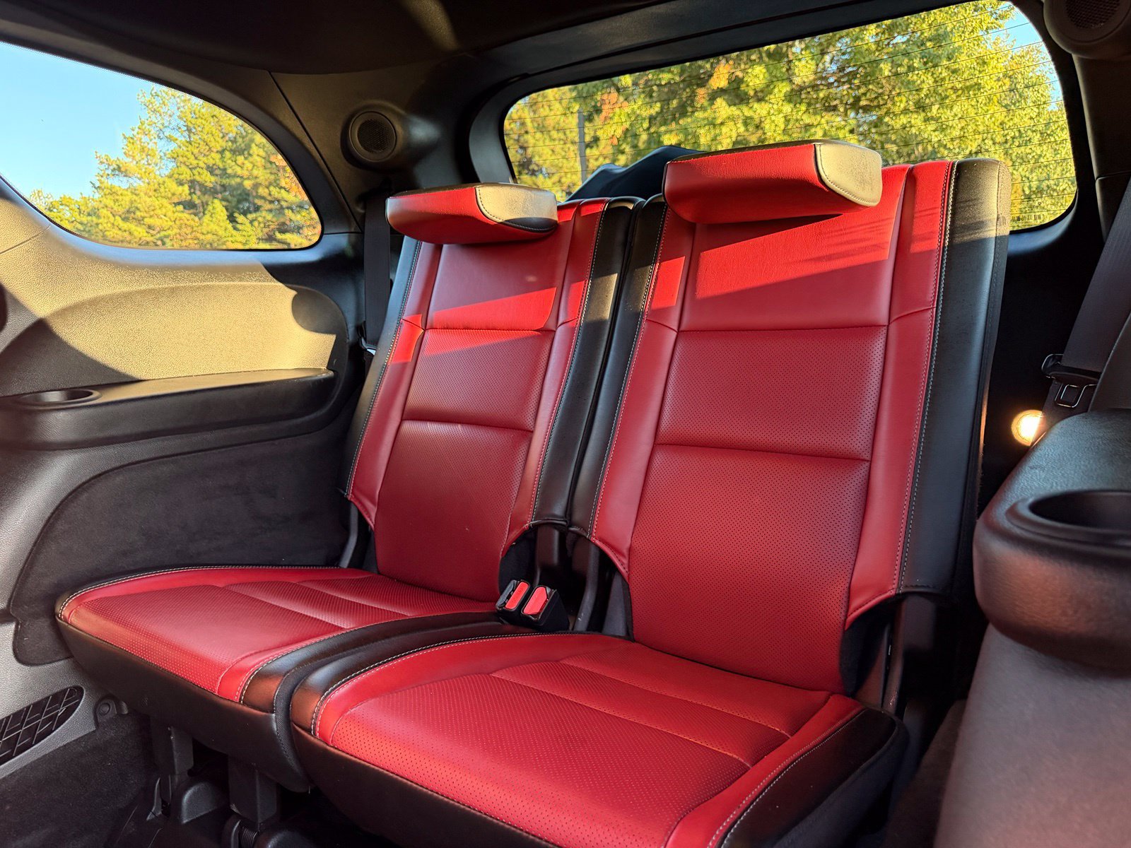 Used 2022 Dodge Durango R/T w/ Blacktop Package AWD/4WD image 30