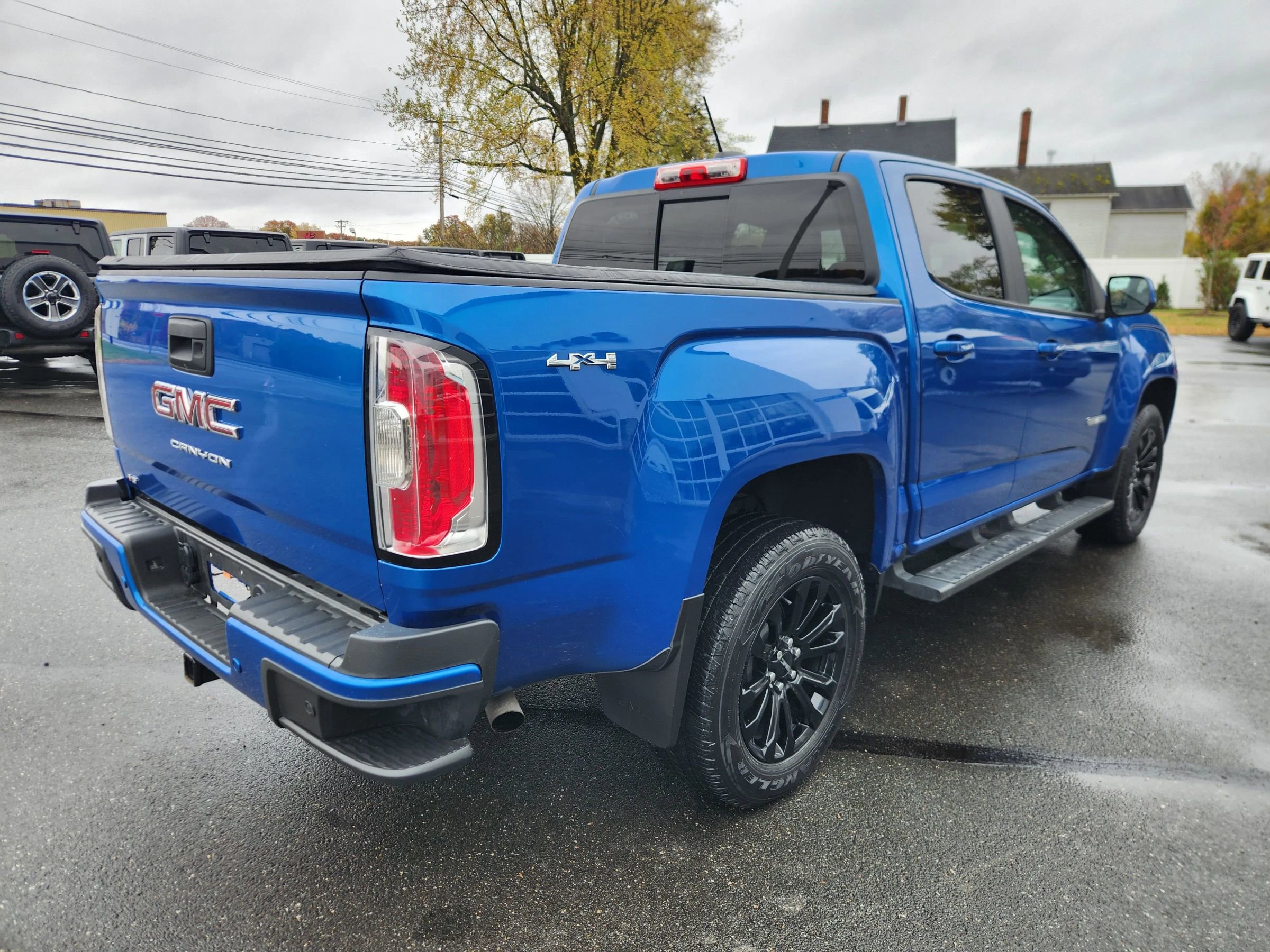 Used 2022 GMC Canyon Elevation w/ Elevation Premium Package image 16