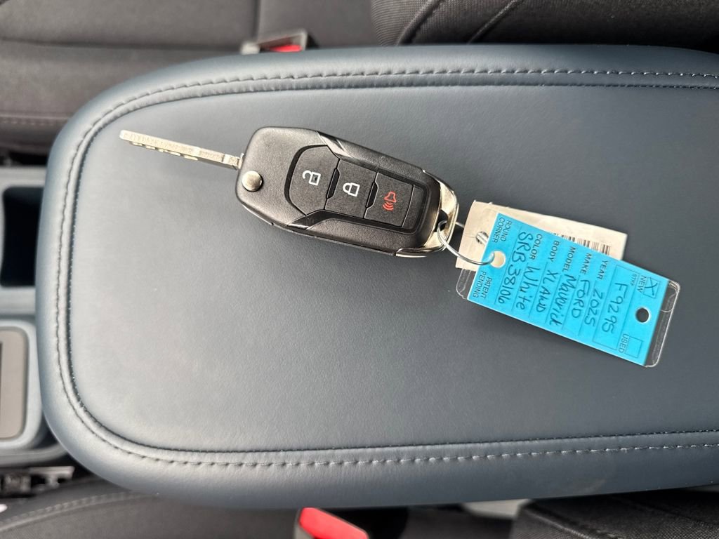 New 2025 Ford Maverick XL w/ 4K Tow Package image 27