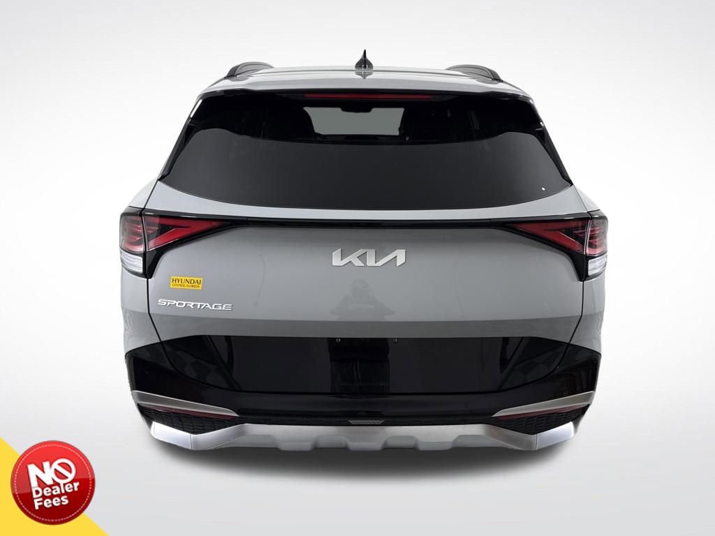 Used 2025 Kia Sportage SX image 5