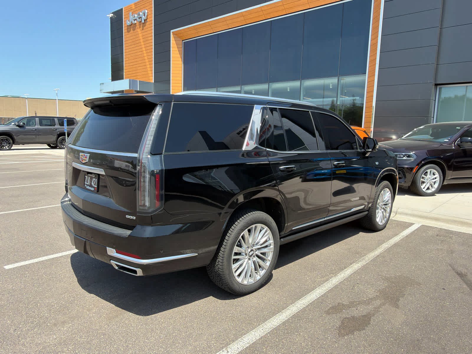 Used 2025 Cadillac Escalade Premium Luxury w/ Touring Package AWD/4WD image 7