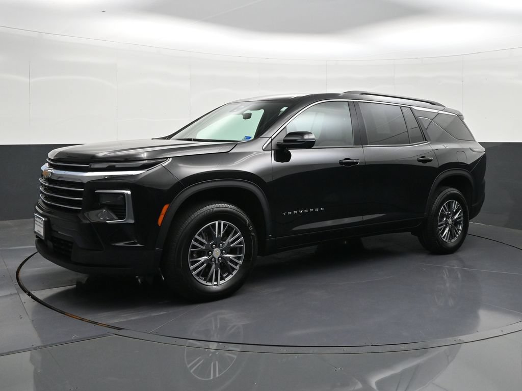 Certified 2026 Chevrolet Traverse LT w/ Driver Confidence Package
