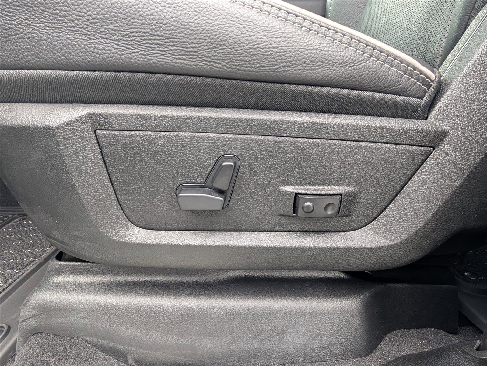 New 2026 RAM 2500 Limited image 17